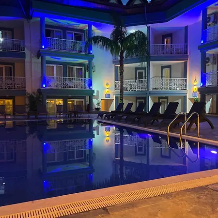 Aparthotel Ege *