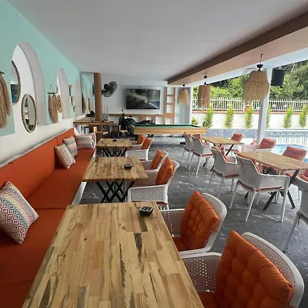Ege Aparthotel *